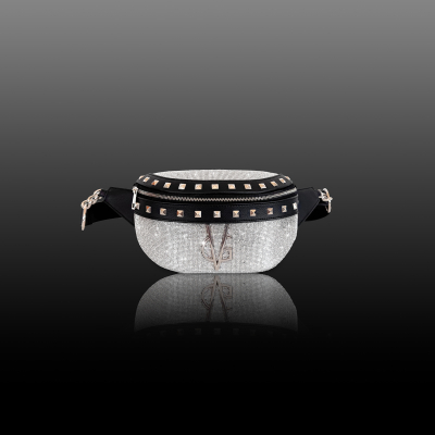 VG Marsupio nero, borchie & cristalli silver